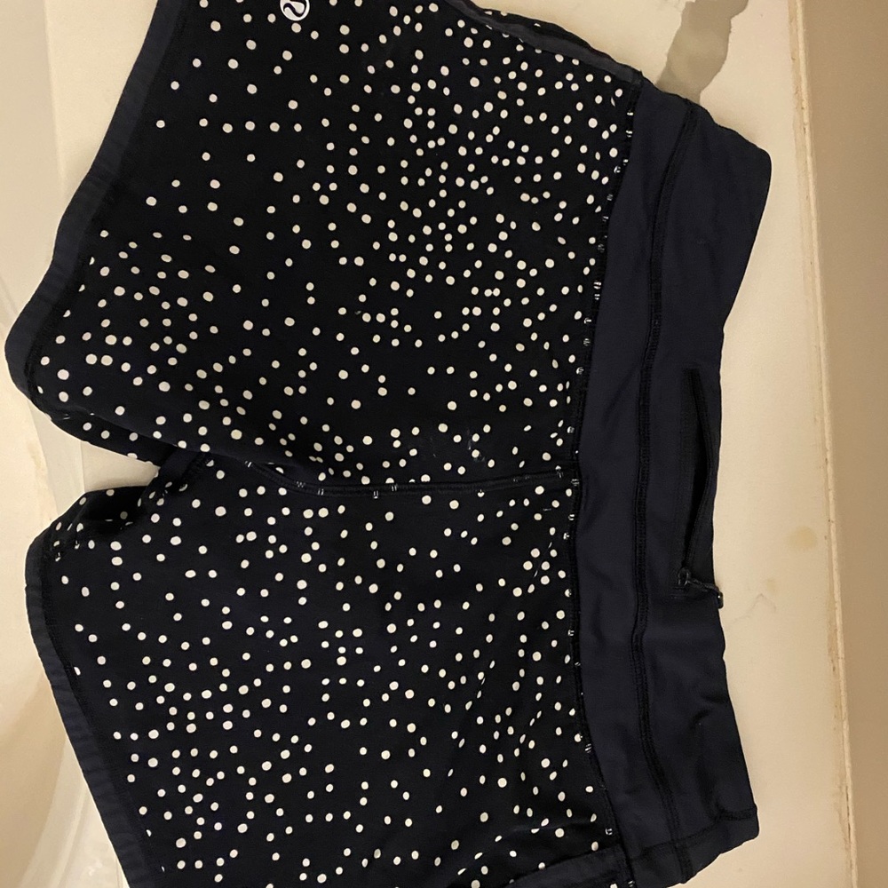 Lululemon speed tracker shorts